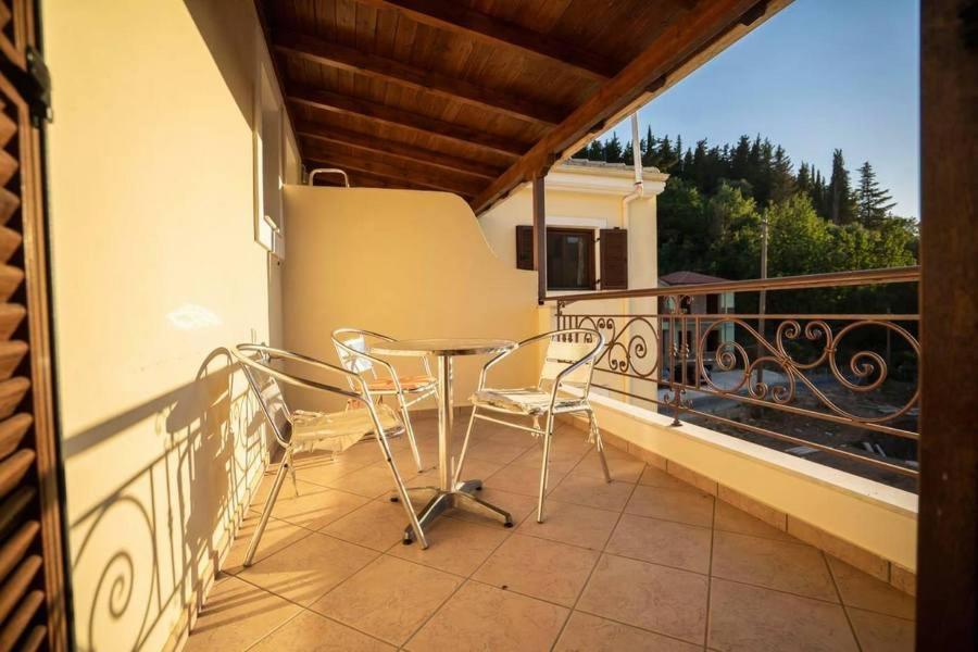 VILLA KAROLINA Tsogkas Szívota Kültér fotó